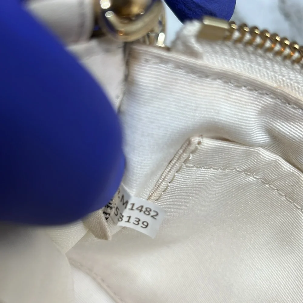 Coach stud Rivet Cream-Gold Leather crossbody purse. In GUC - Picture 9 of 16